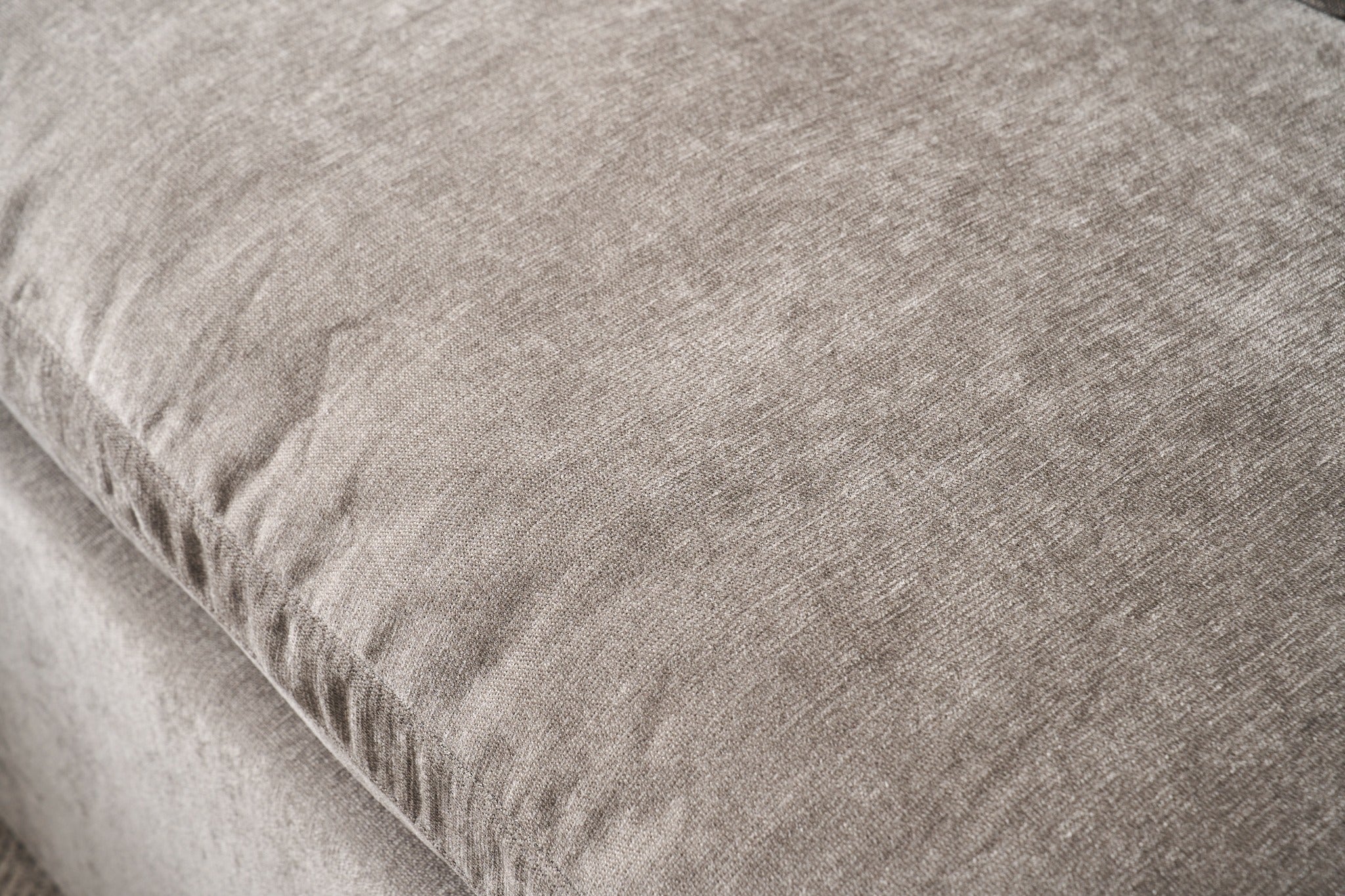 Norwick Grey Cloud Sectional Sofa – 4-Piece